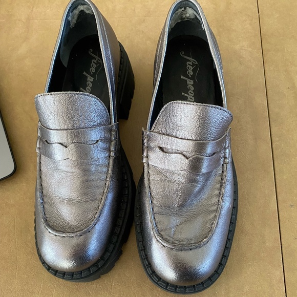 FREE PEOPLE LYRA LUG SOLE LOAFER - Picture 2 of 4